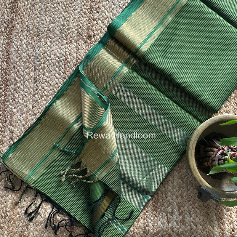 Exclusive Maheswari Self Checks Saree