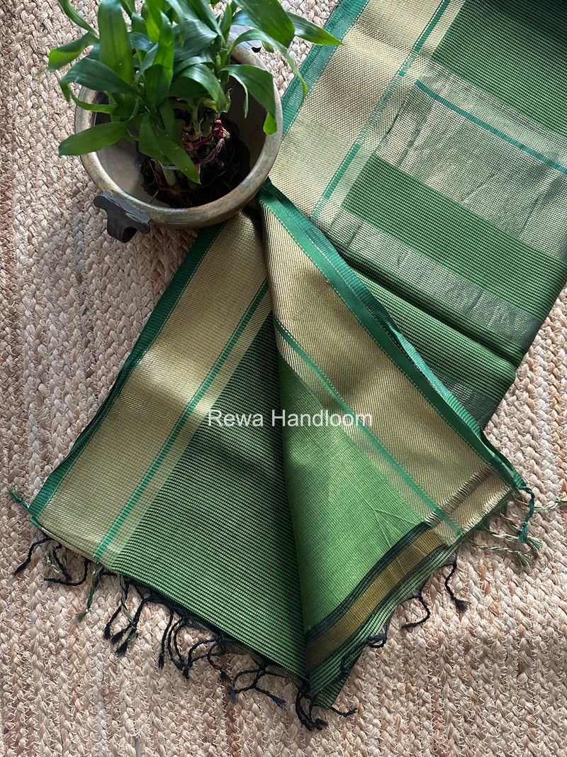 Exclusive Maheswari Self Checks Parrot Green Saree MCS091