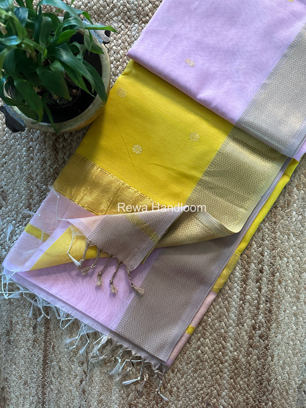 Maheshwari Flower Butti Saree