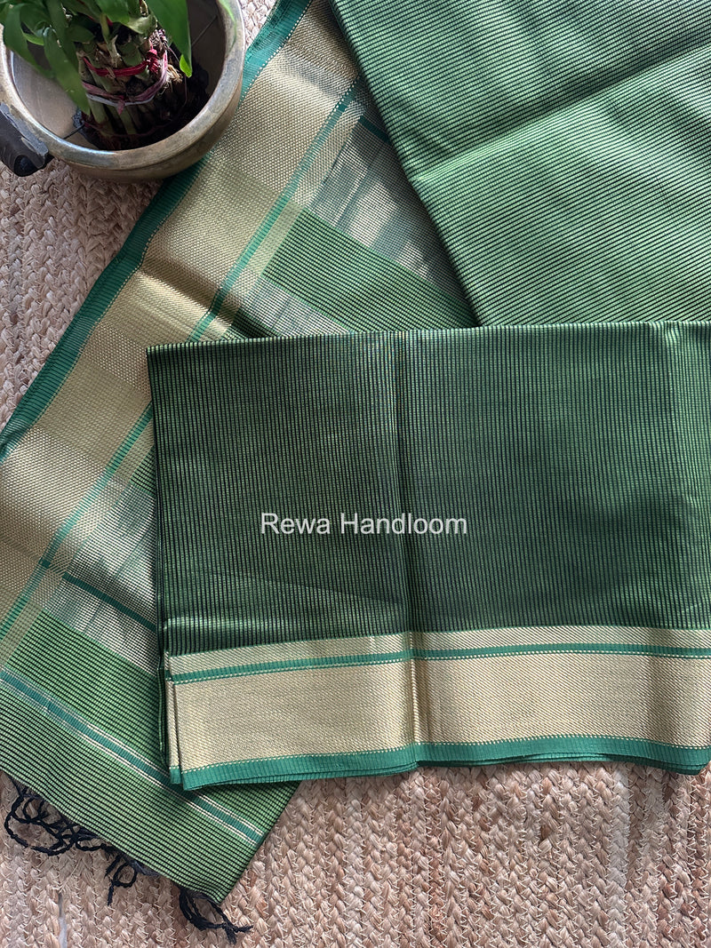 Exclusive Maheswari Self Checks Parrot Green Saree MCS091