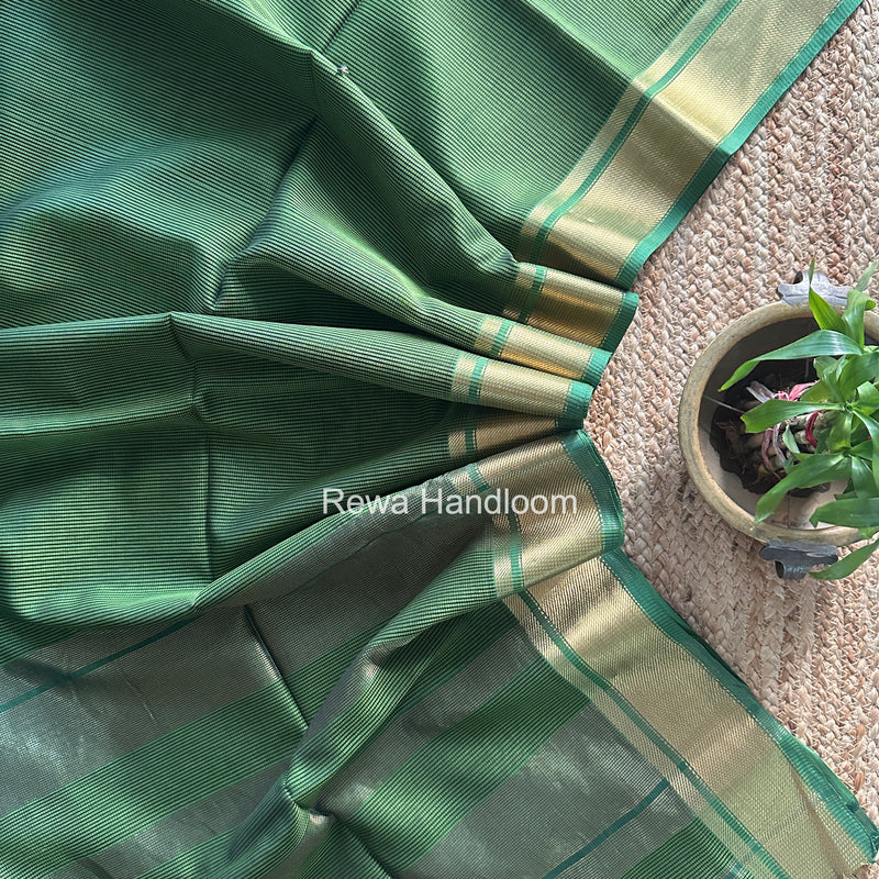 Exclusive Maheswari Self Checks Parrot Green Saree MCS091