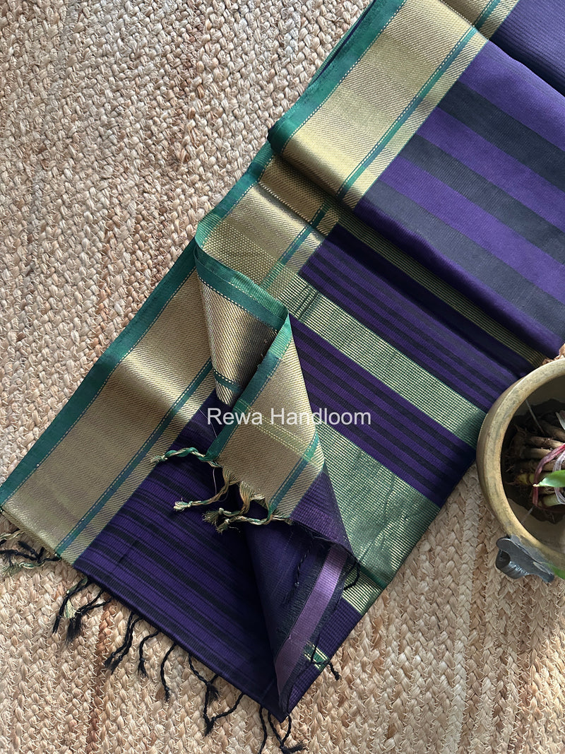 Exclusive Maheswari Self Checks Saree