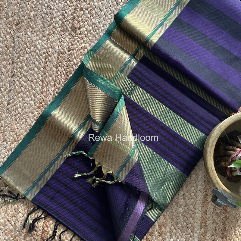 Exclusive Maheswari Self Checks Saree