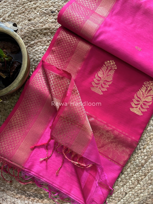 Butta Pallu Zari Border Saree ~ Maheshwari Saree