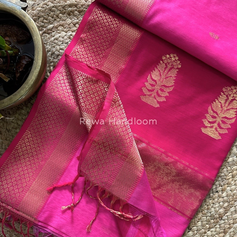 Butta Pallu Zari Border Saree ~ Maheshwari Saree