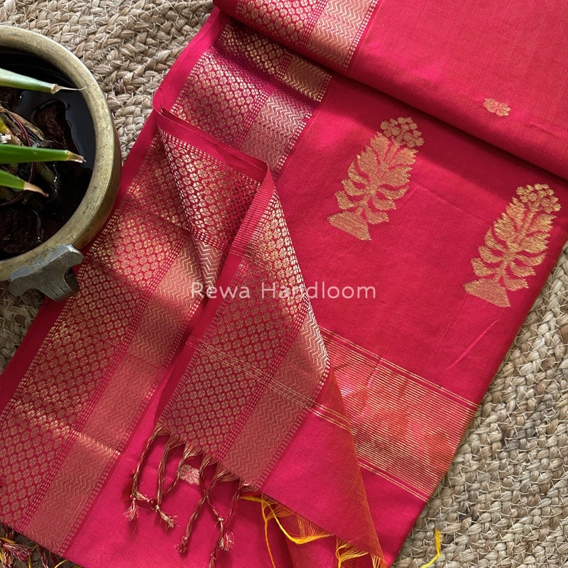 Butta Pallu Zari Border Saree ~ Maheshwari Saree