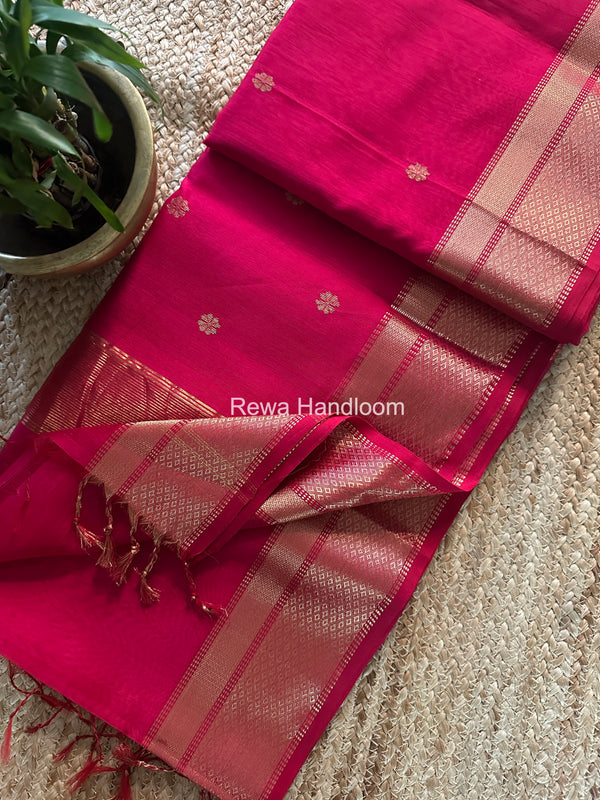 Maheshwari Flower Butti Saree