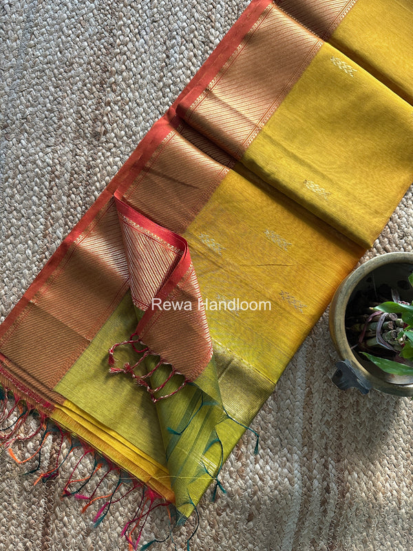 Maheshwari Shaded Butti Saree
