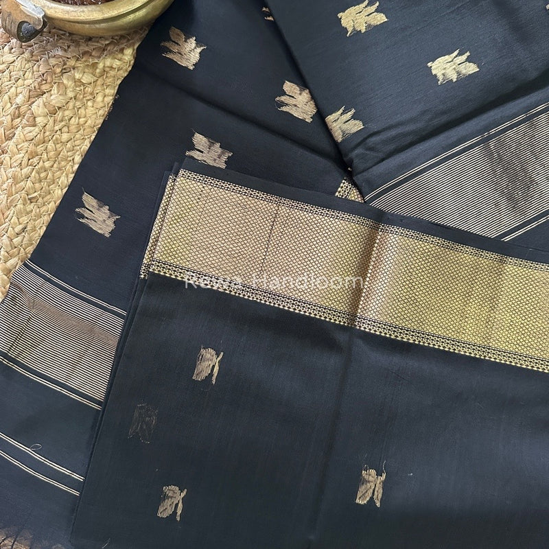 Maheshwari Saree
