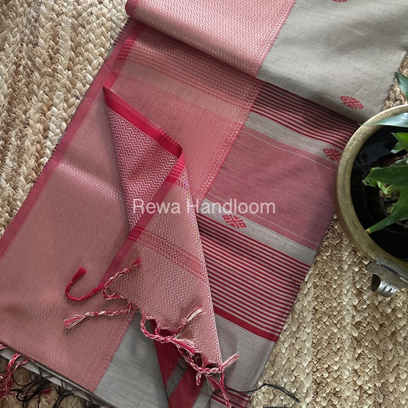 Maheshwari Resham Thread Butti Saree