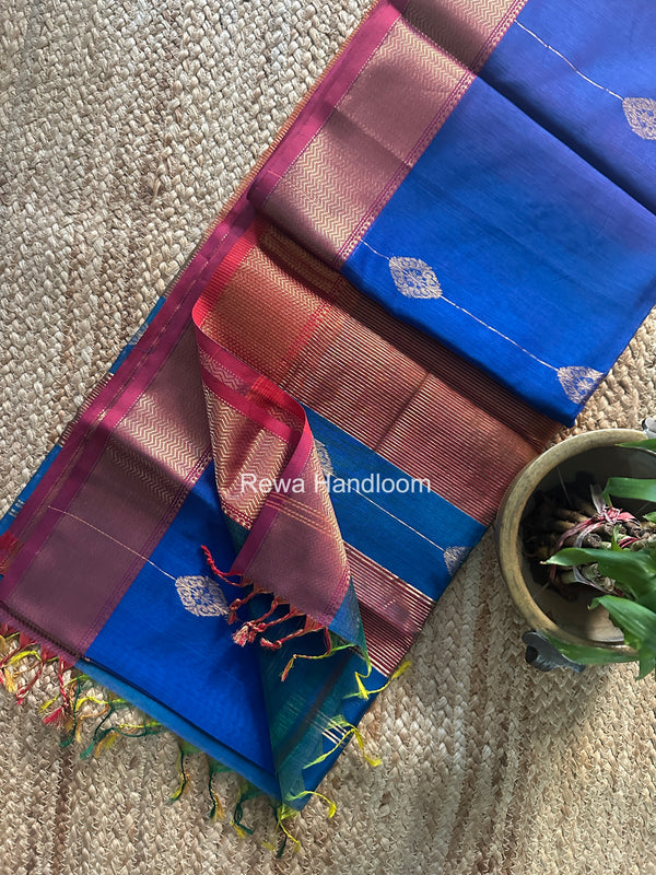 Maheshwari Shaded Butta Saree