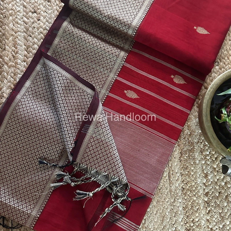 Maheshwari Resham Thread Butti Saree