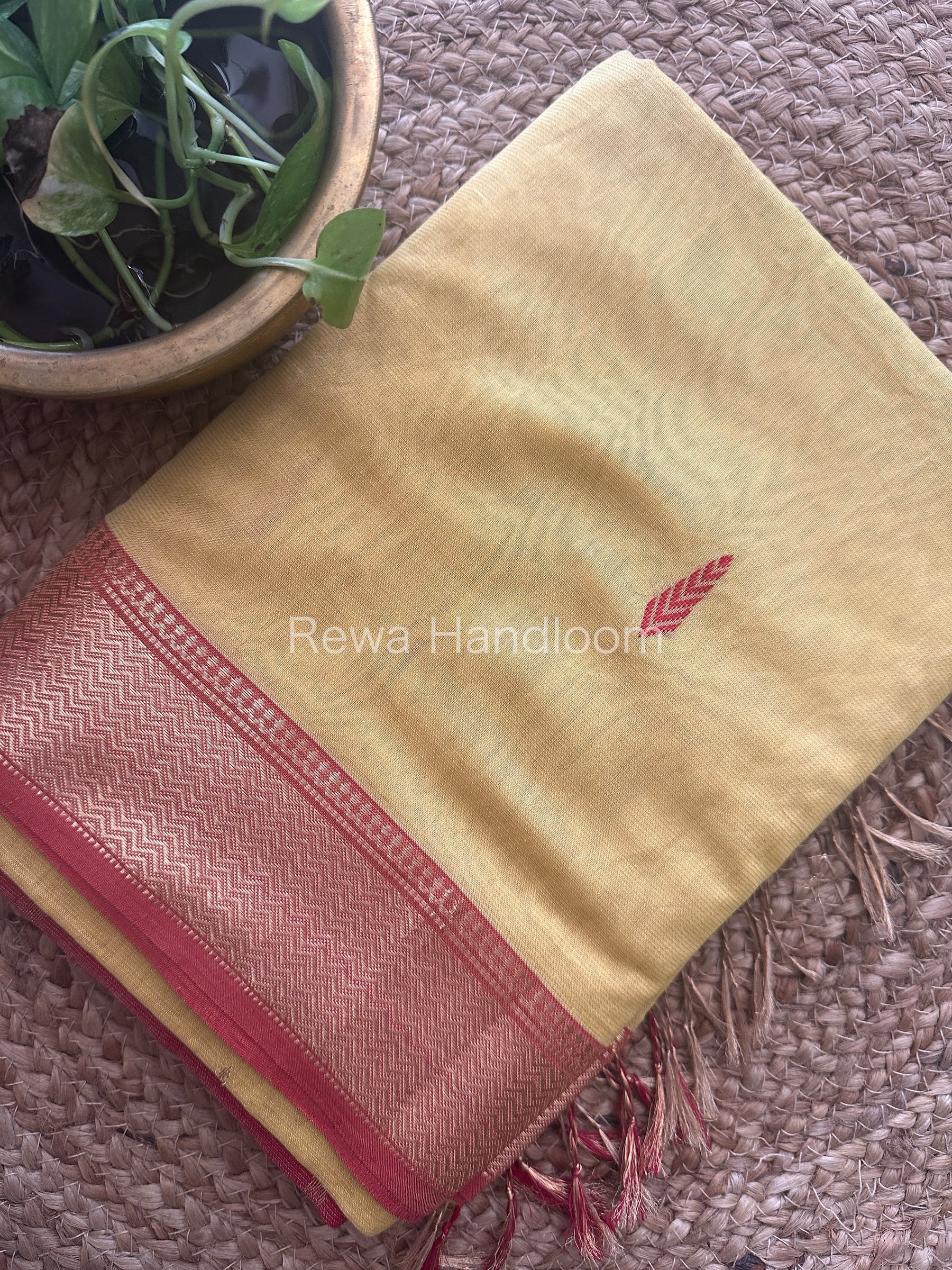 Maheshwari Light Yellow Tissue Butti Saree TBS04