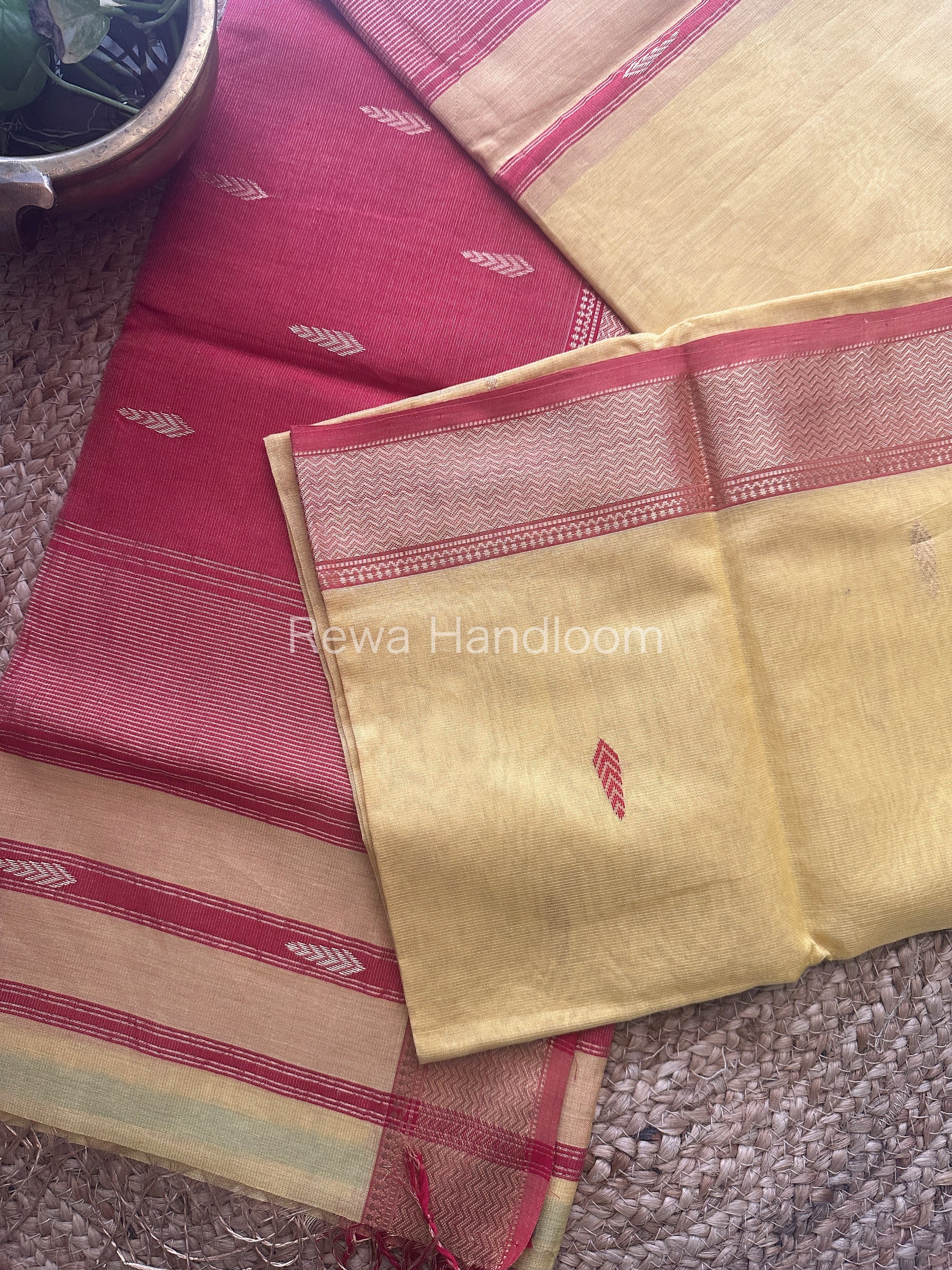 Maheshwari Light Yellow Tissue Butti Saree TBS04