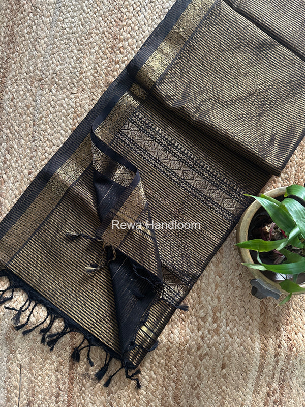 Maheshwari Garbha Reshami Rich Pallu Silk Saree