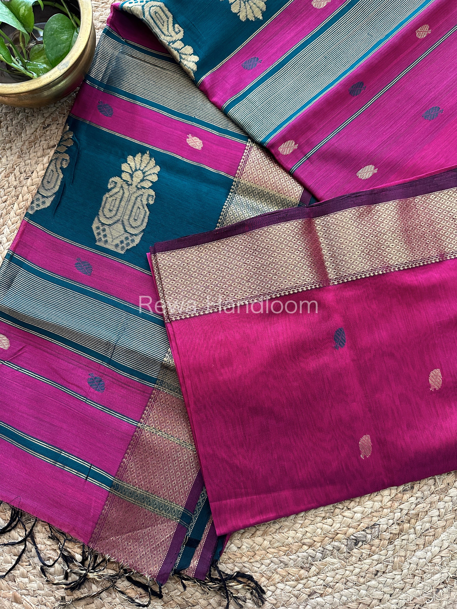 Magenta Butta Pallu Zari Border Saree ~ Maheshwari Saree-BTPS05