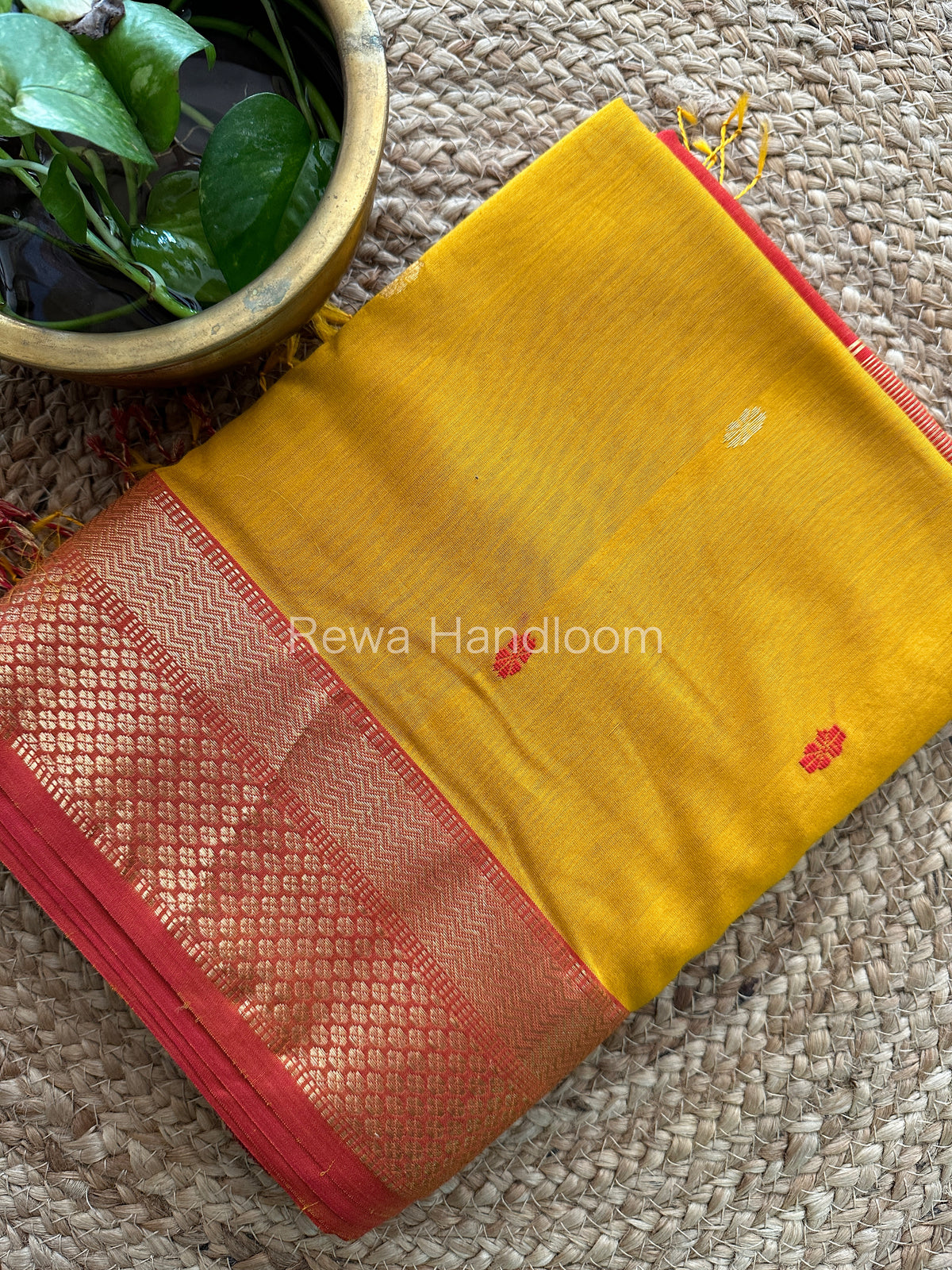  Butta Pallu Zari Border Saree ~ Maheshwari Saree