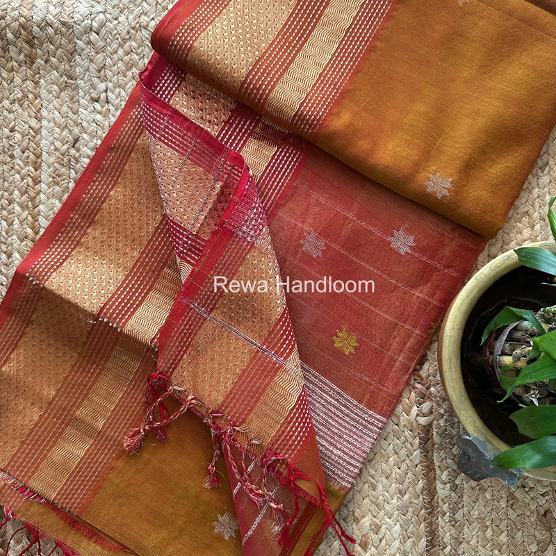 Maheshwari Butti Saree