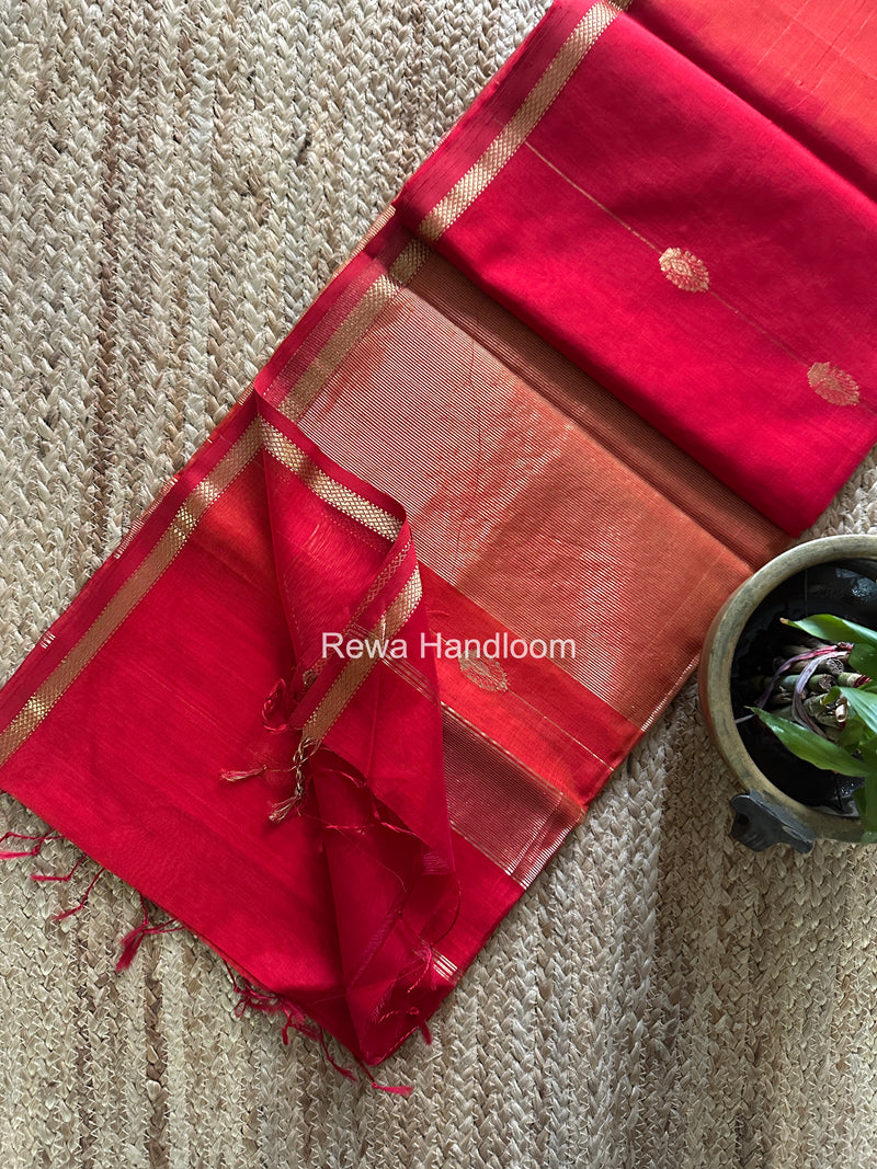 Maheshwari Shaded Gajalakshmi Diya Butta Saree