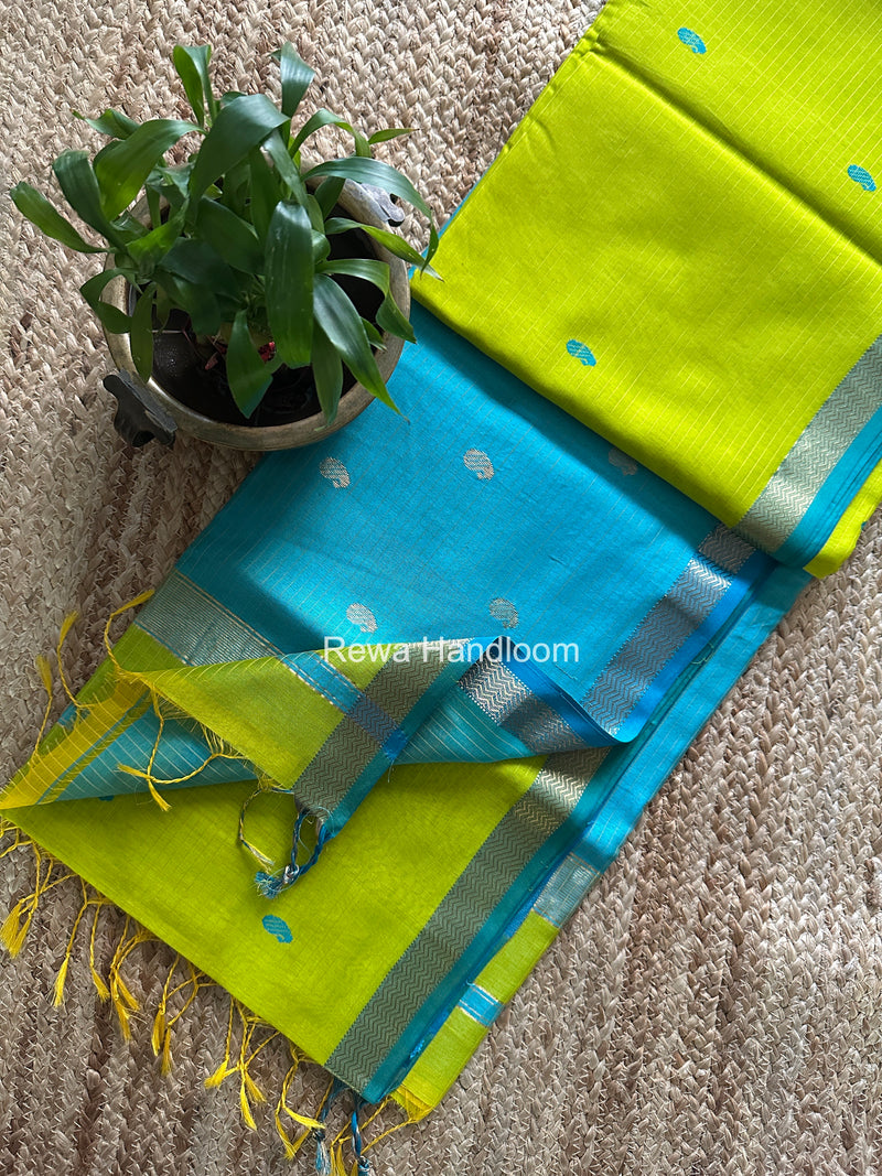 Maheshwari Aami Butti Saree