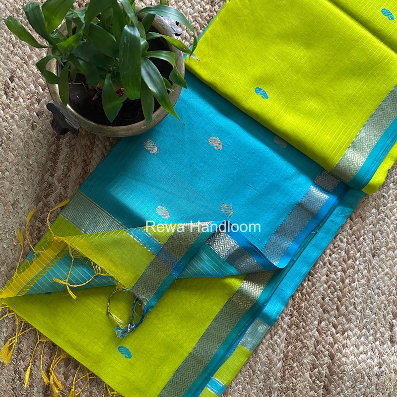 Maheshwari Aami Butti Saree