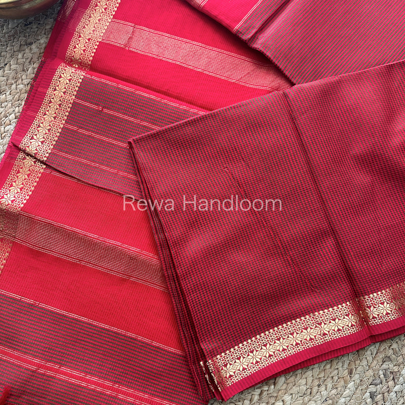 Maheshwari Red Green Garbha Reshami Silk Saree GS114