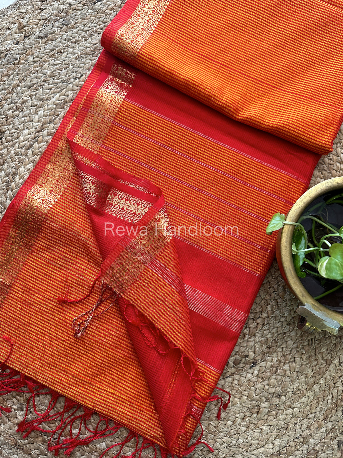 Maheshwari Orange Garbha Reshami Silk Saree GS120