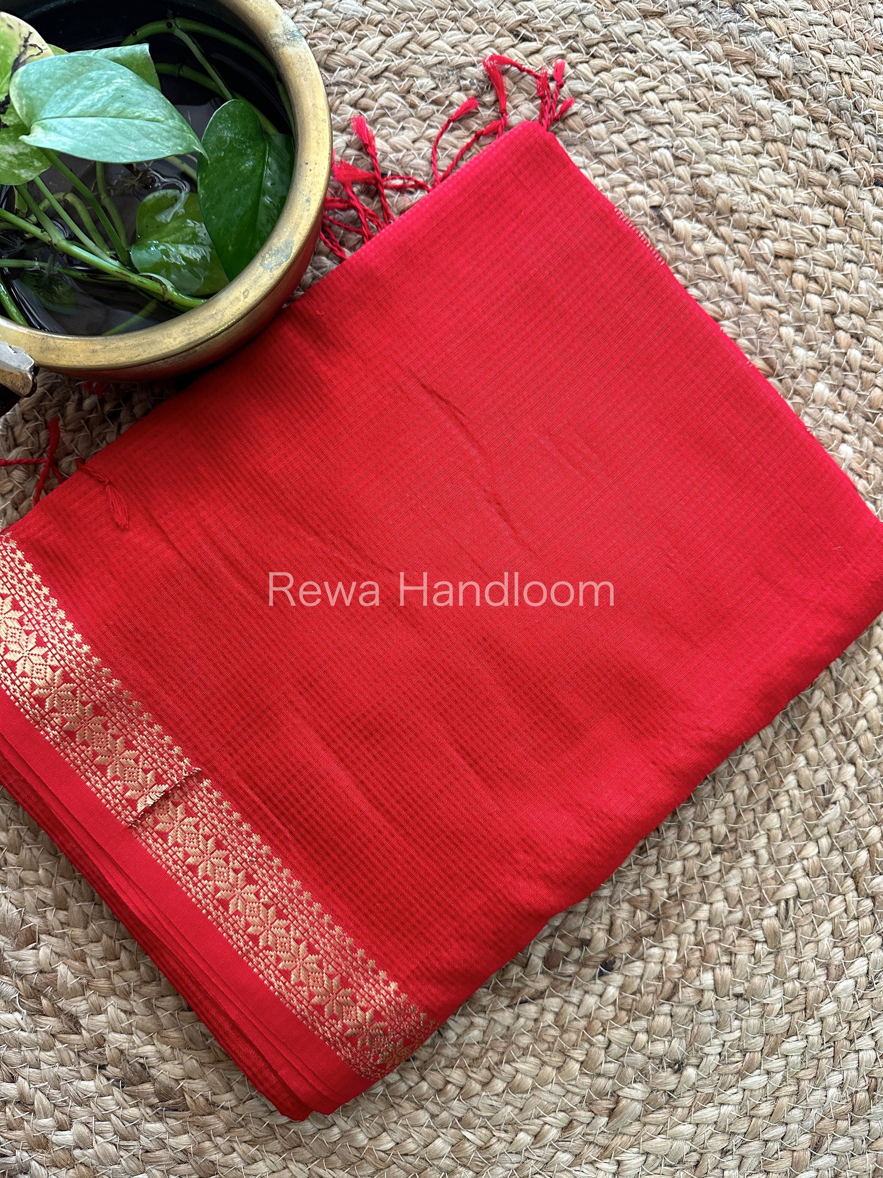 Maheshwari Garbha Reshami Silk Saree