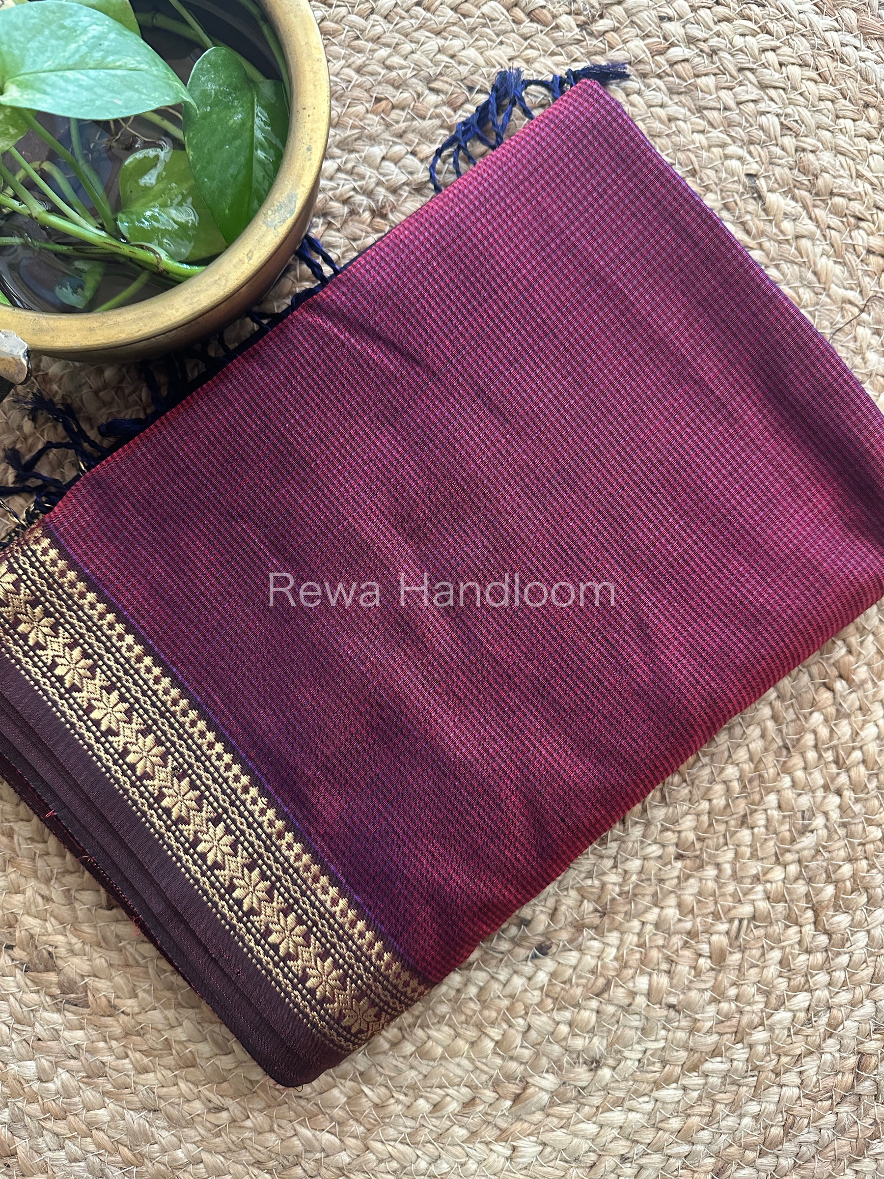 Maheshwari Garbha Reshami Silk Saree