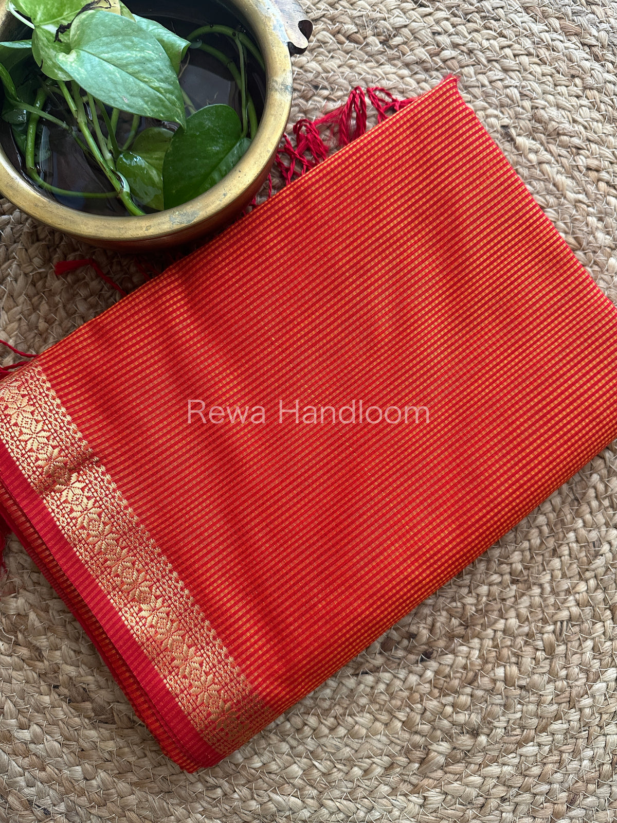 Maheshwari Garbha Reshami Silk Saree