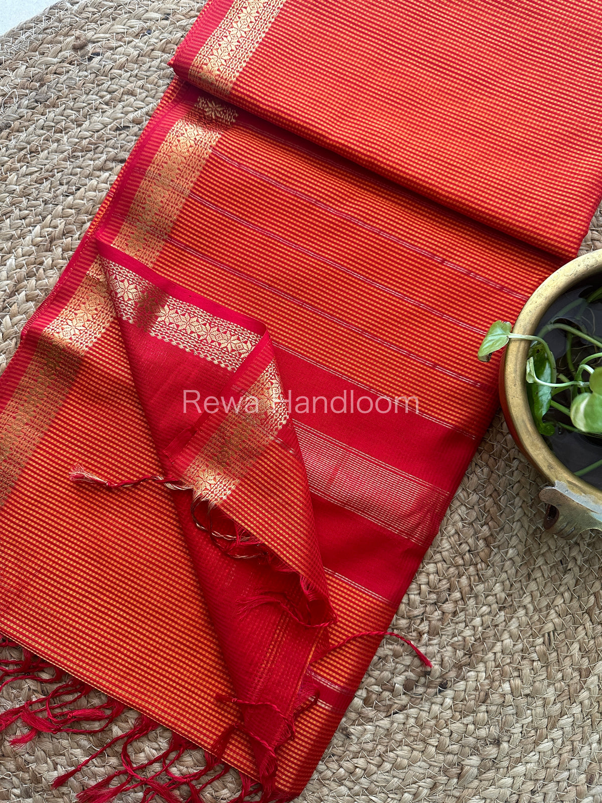 Maheshwari Orange-Red Garbha Reshami Silk Saree GS108