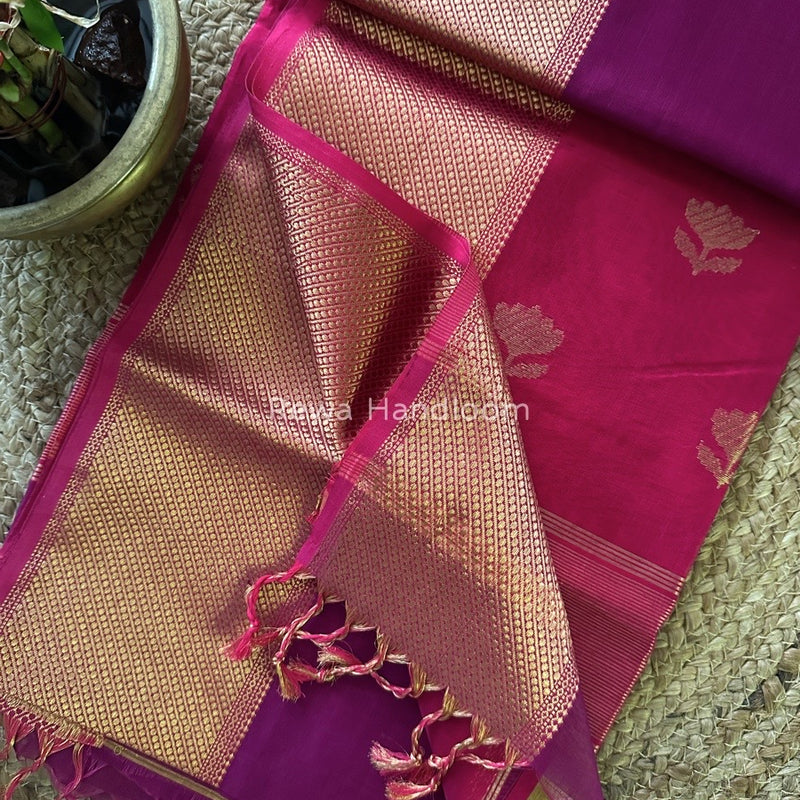  Butta Zari Border Maheshwari Saree