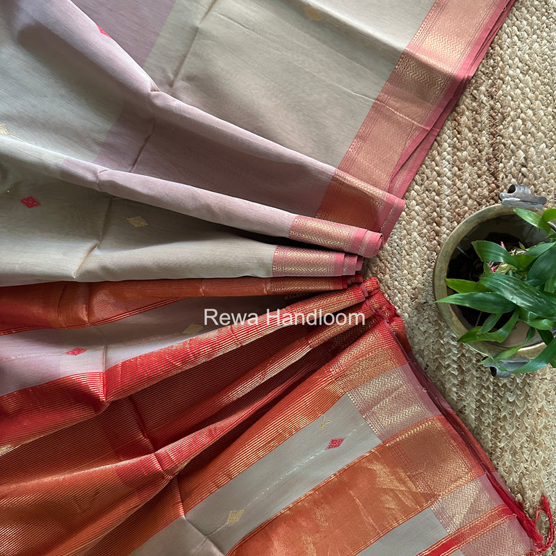 Maheshwari Beige Shaded Butti Saree SBBS040