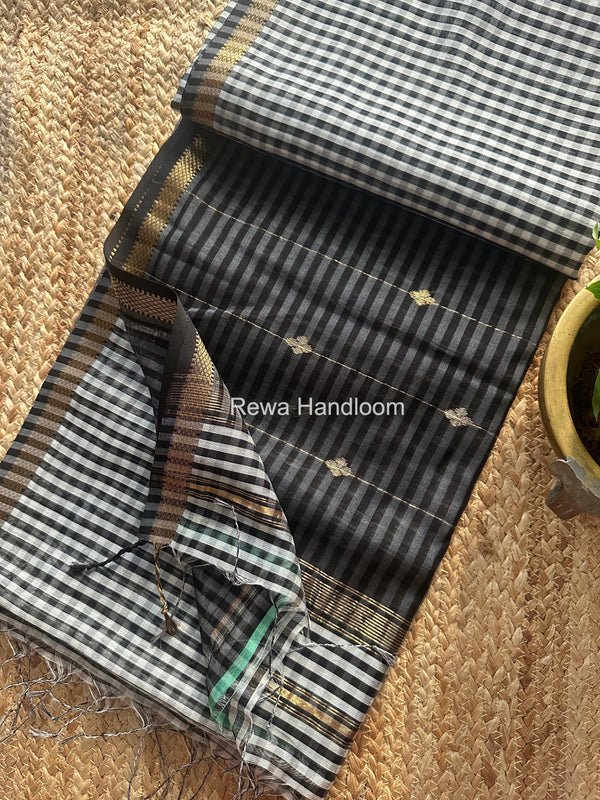 Exclusive Maheshwari Checks Saree 