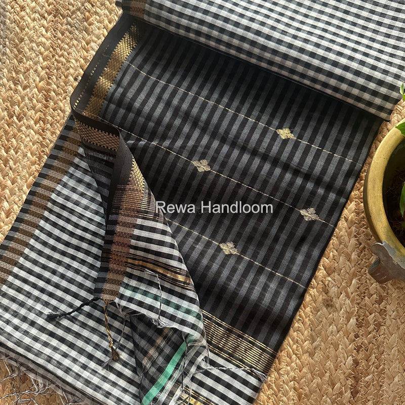 Exclusive Maheshwari Checks Saree 