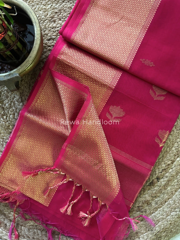  Butta Zari Border Maheshwari Saree