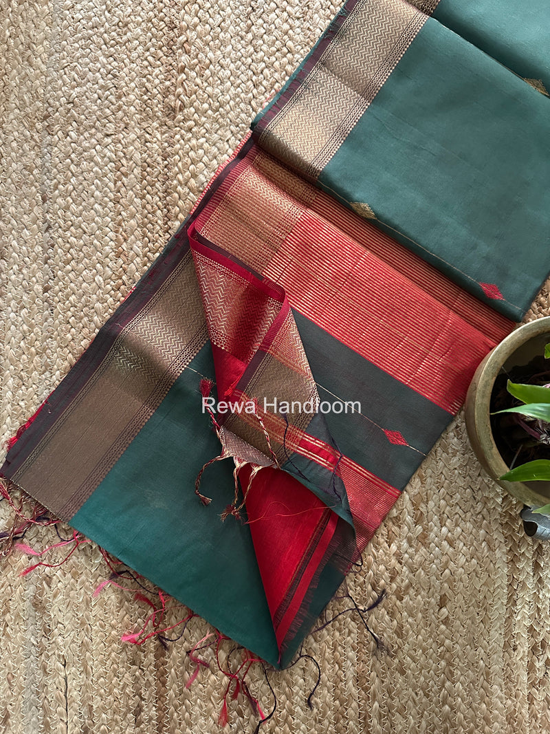 Maheshwari Shaded Butti Saree