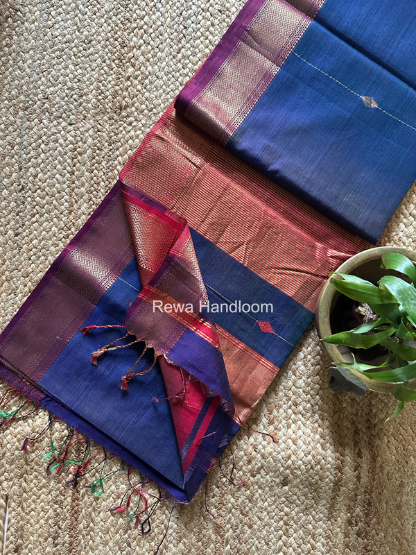 Maheshwari Shaded Butti Saree