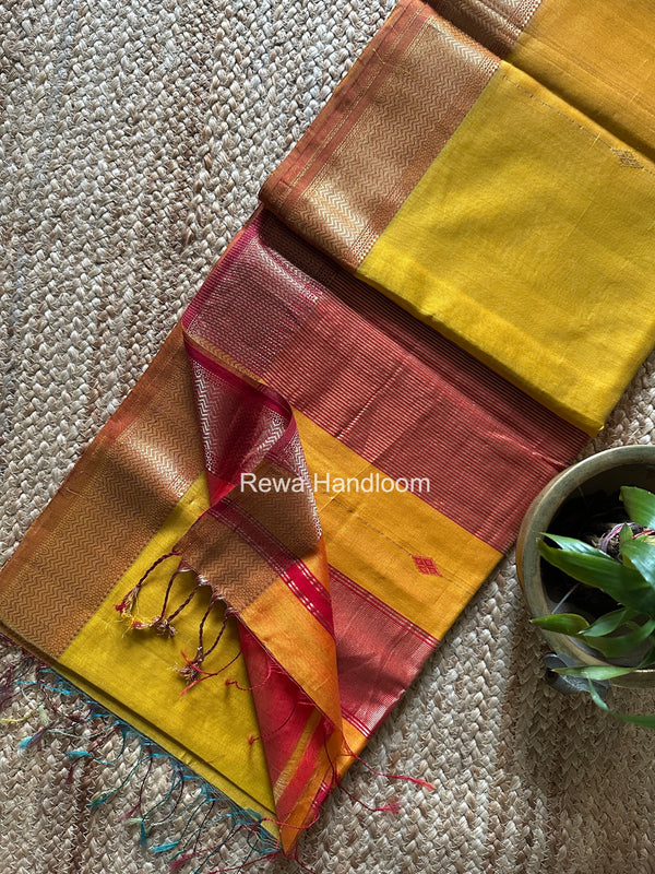Maheshwari Shaded Butti Saree