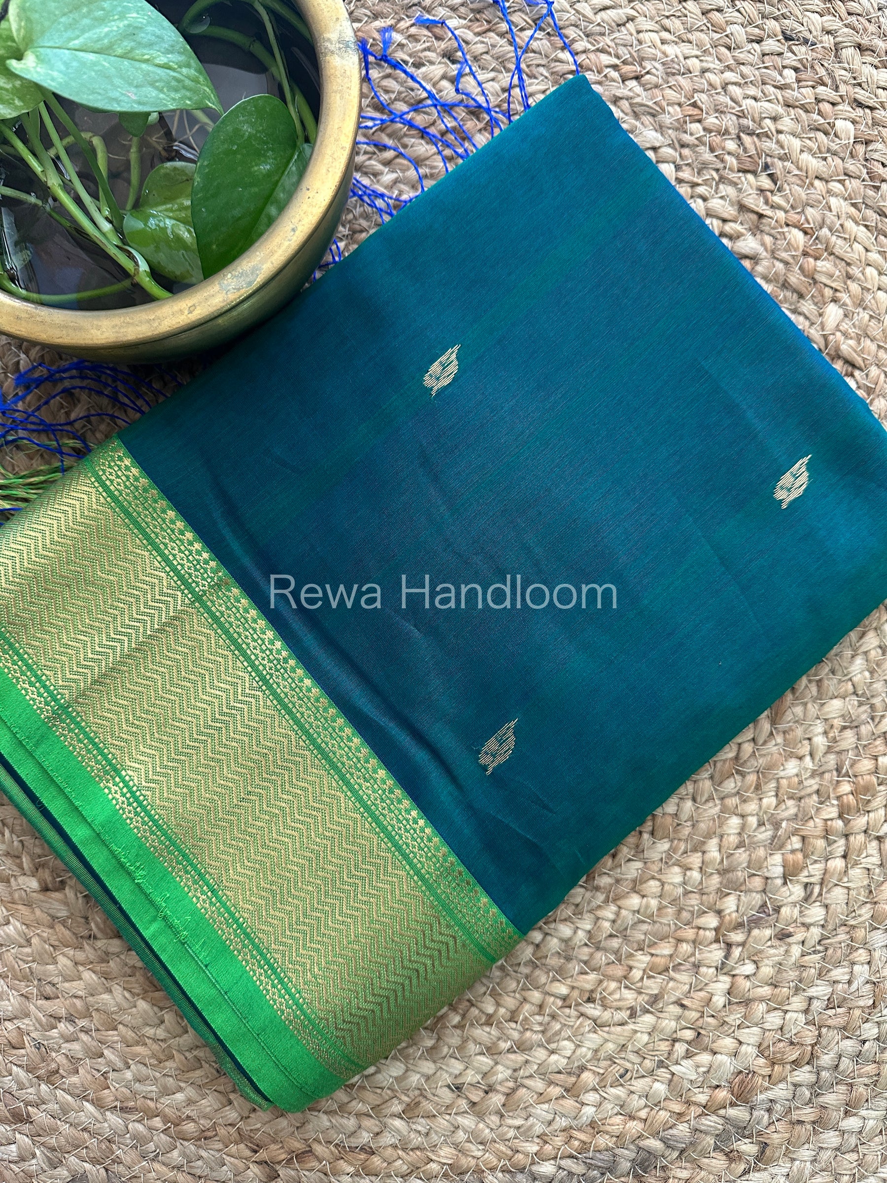  Butta Pallu Zari Border Saree ~ Maheshwari Saree