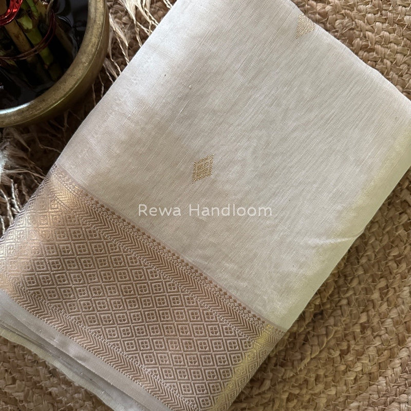 Maheshwari White Tissue Silk Saree TFBS05