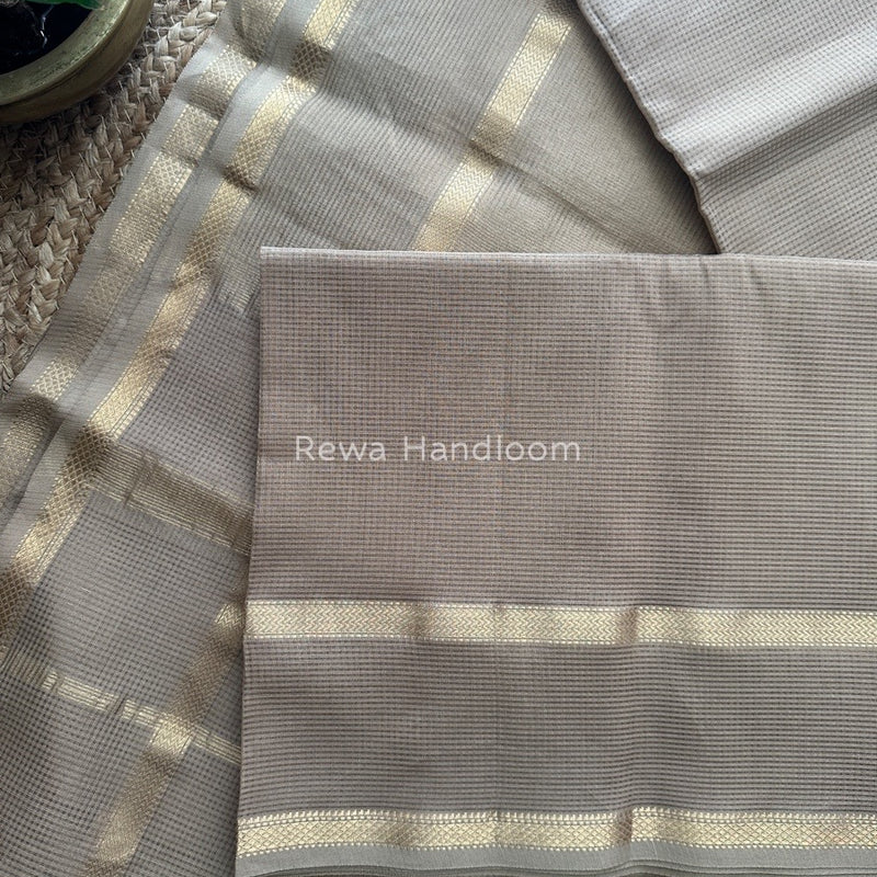 Exclusive Maheswari Self Checks Beige Saree MCS033