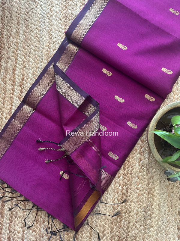 Maheshwari Aami Butti Saree