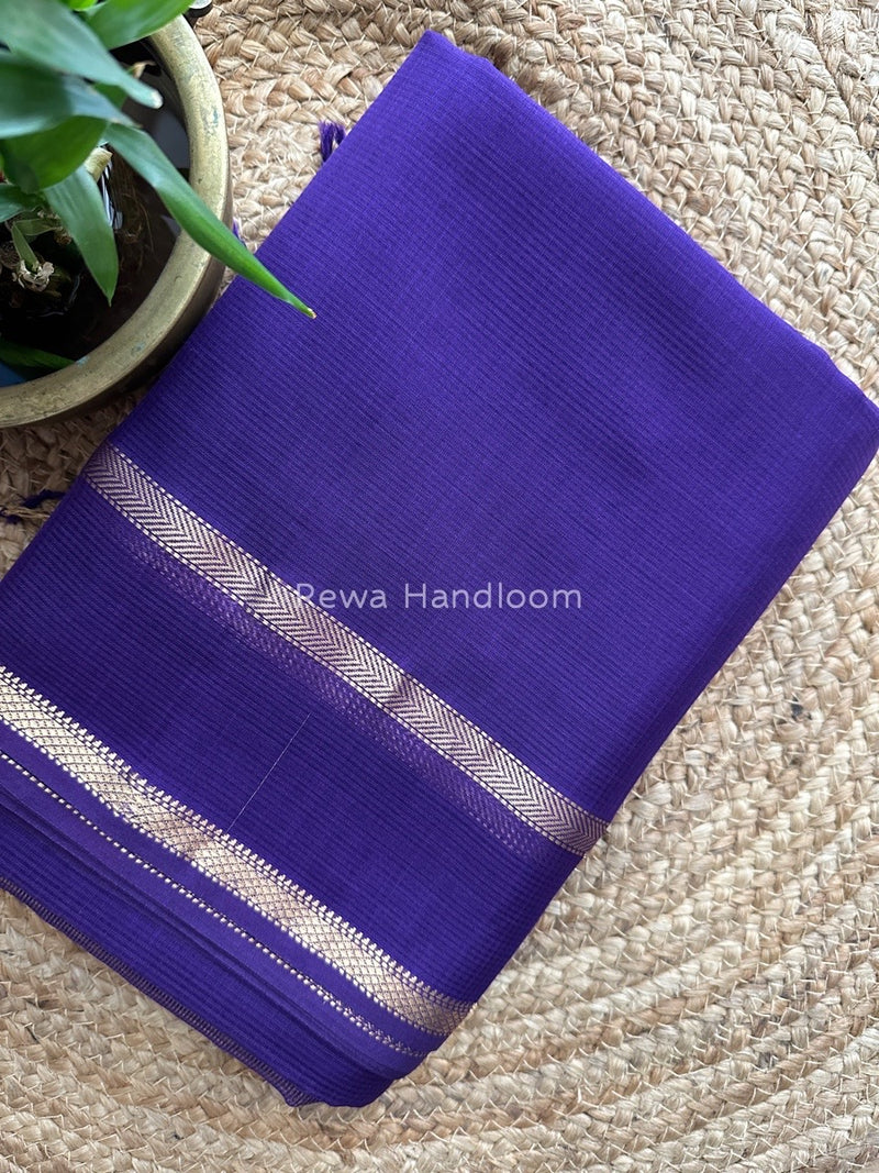 Exclusive Maheswari Self Checks Saree