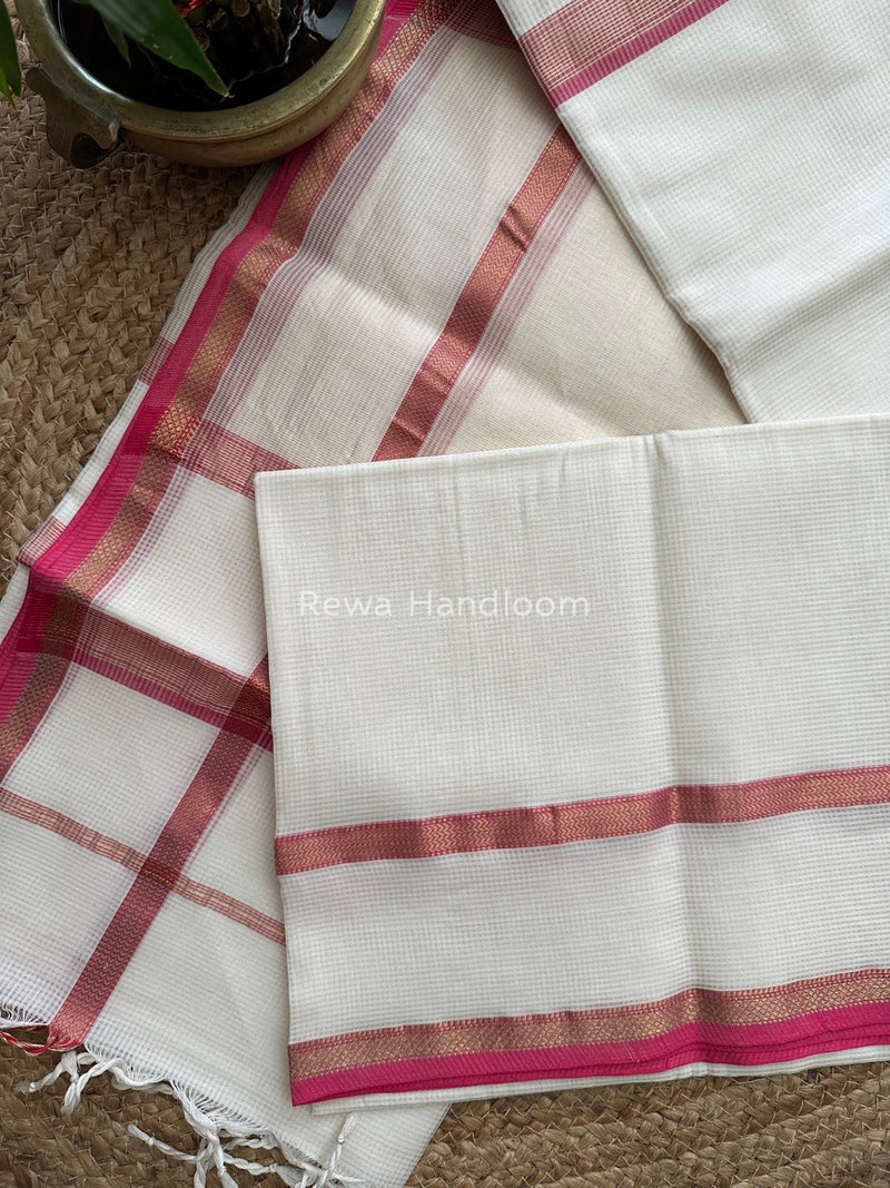 Exclusive Maheswari Self Checks White Saree MCS029
