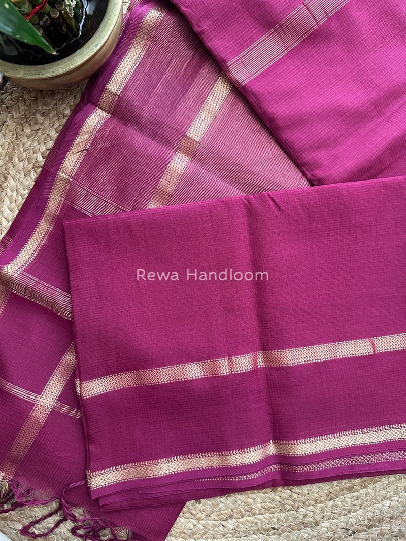 Exclusive Maheswari Self Checks Dark Magenta Saree MCS027