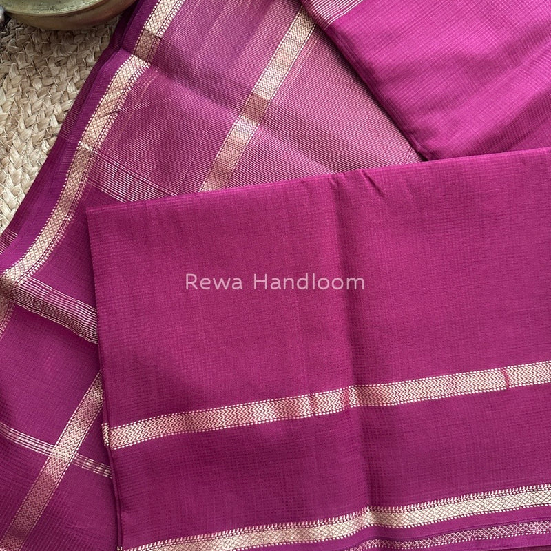 Exclusive Maheswari Self Checks Dark Magenta Saree MCS027