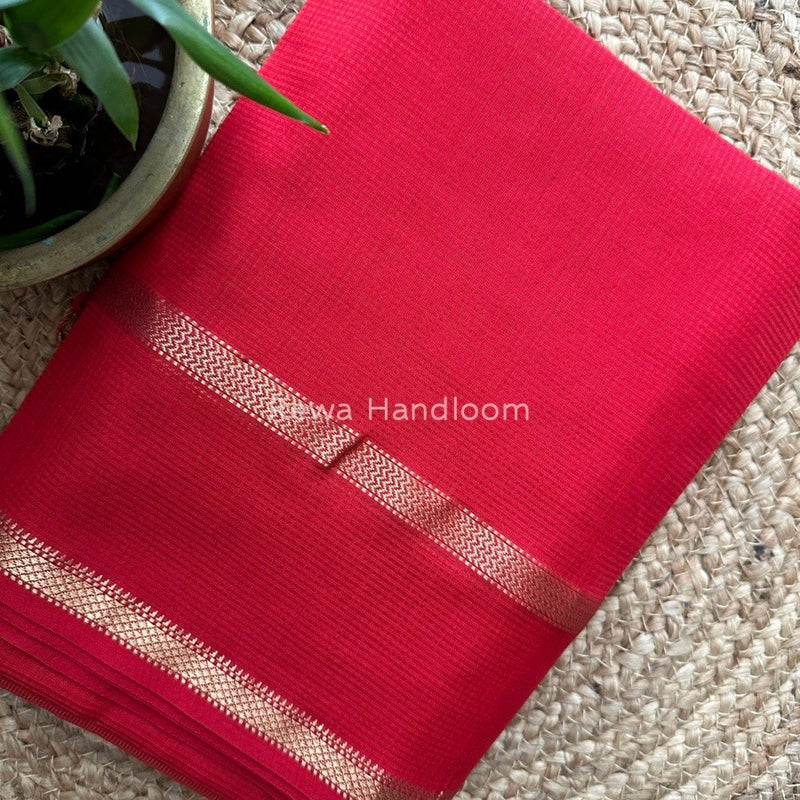 Exclusive Maheswari Self Checks Saree