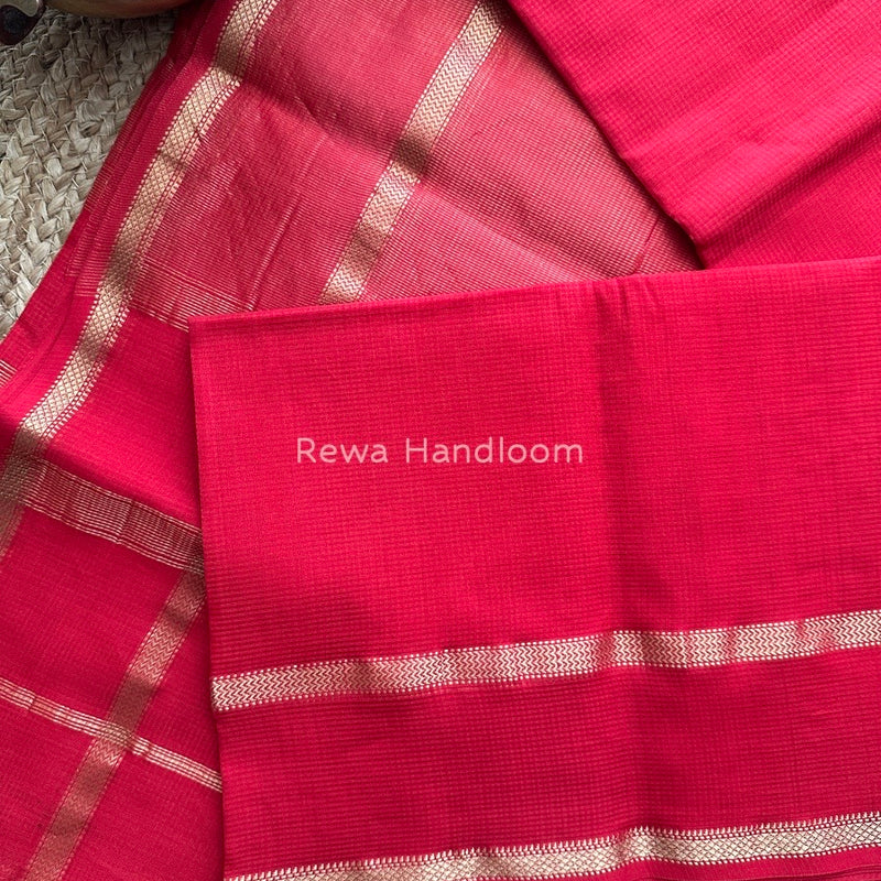 Exclusive Maheswari Self Checks Red Saree MCS032