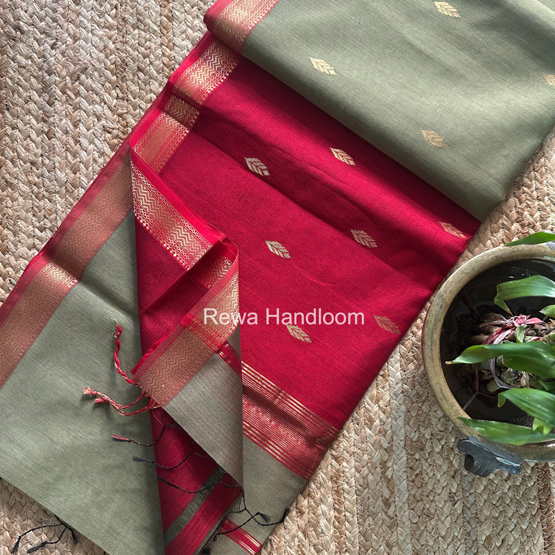 Maheshwari Aami Butti Saree